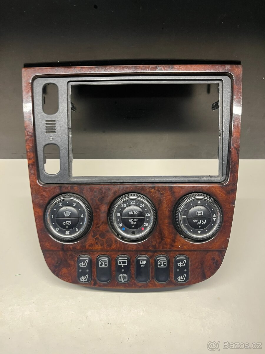 //Panel ovládaní klimatizace Mercedes ML W163//
