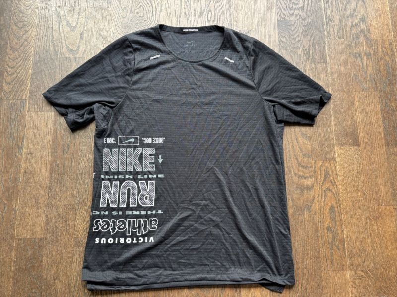 Sportovní, funkční tričko Nike, vel. M