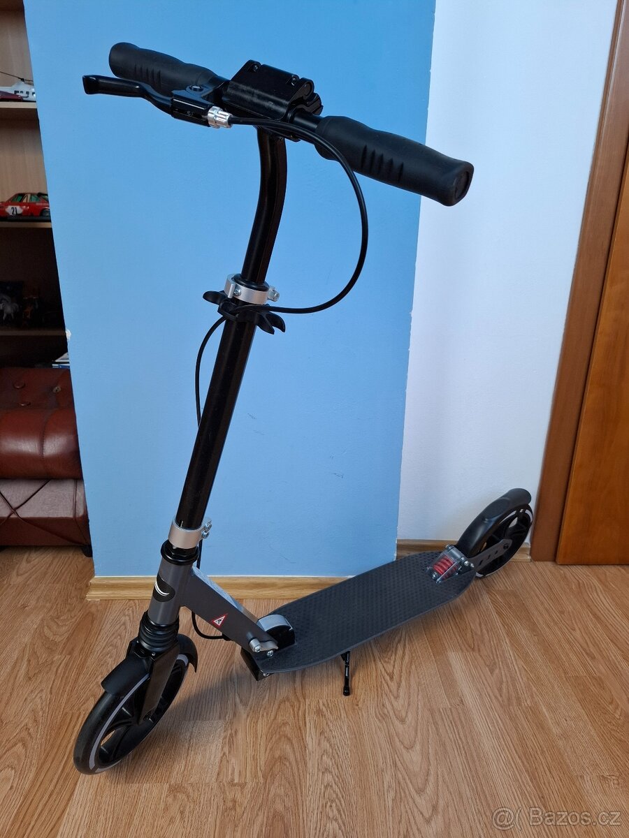 Koloběžka skládací