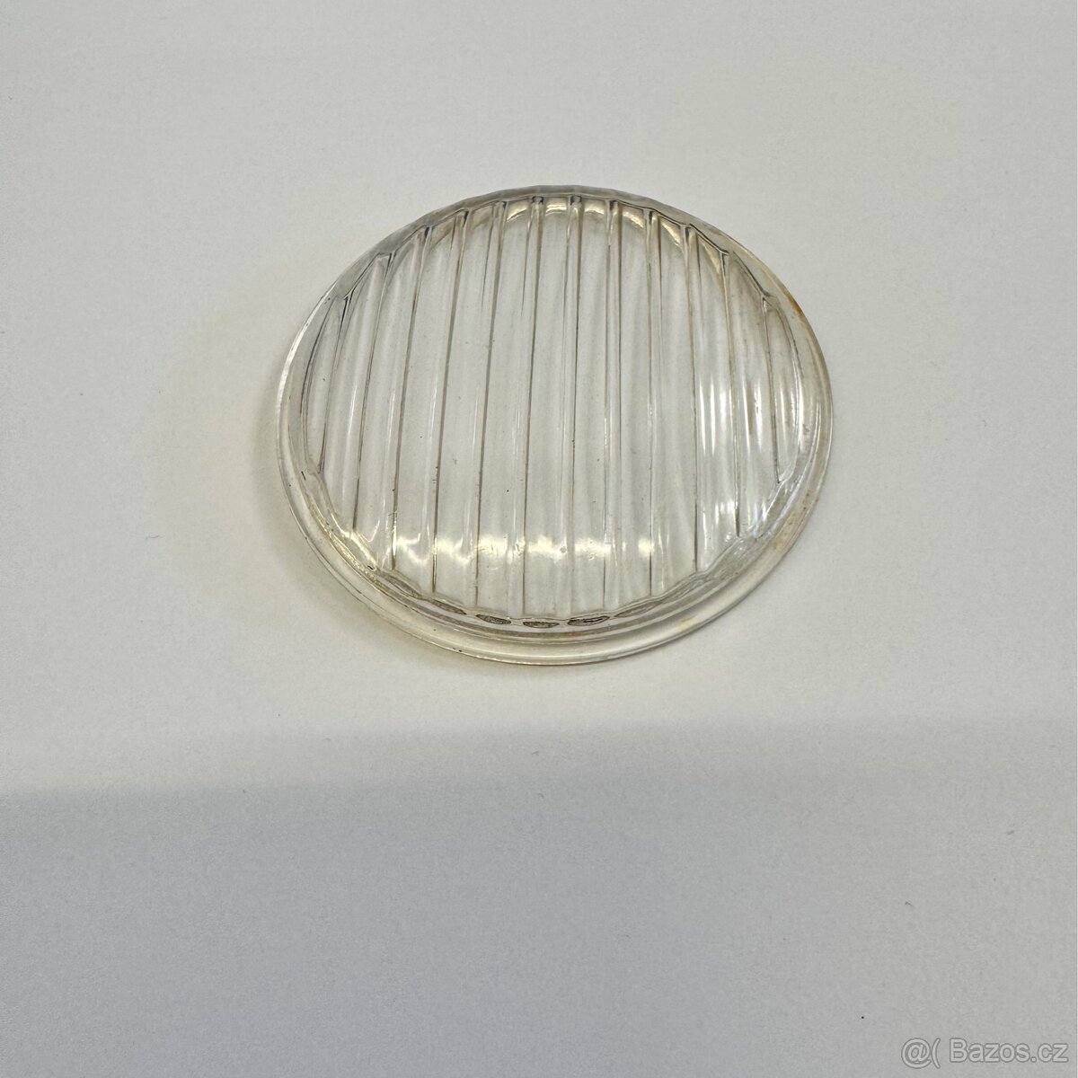 Stadion , Jawetta - originál sklo předního světla