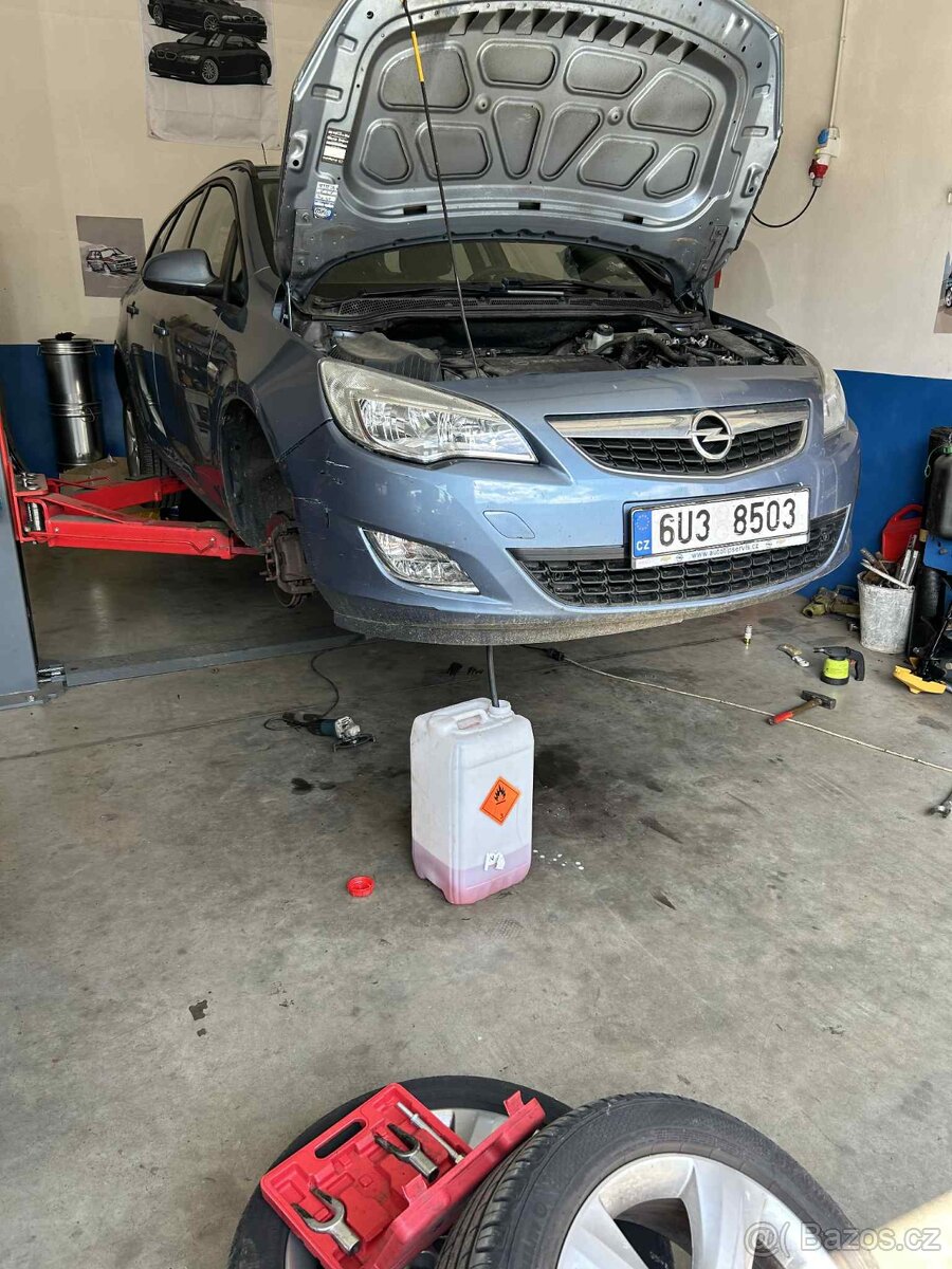 Opel Astra J Náhradní Díly