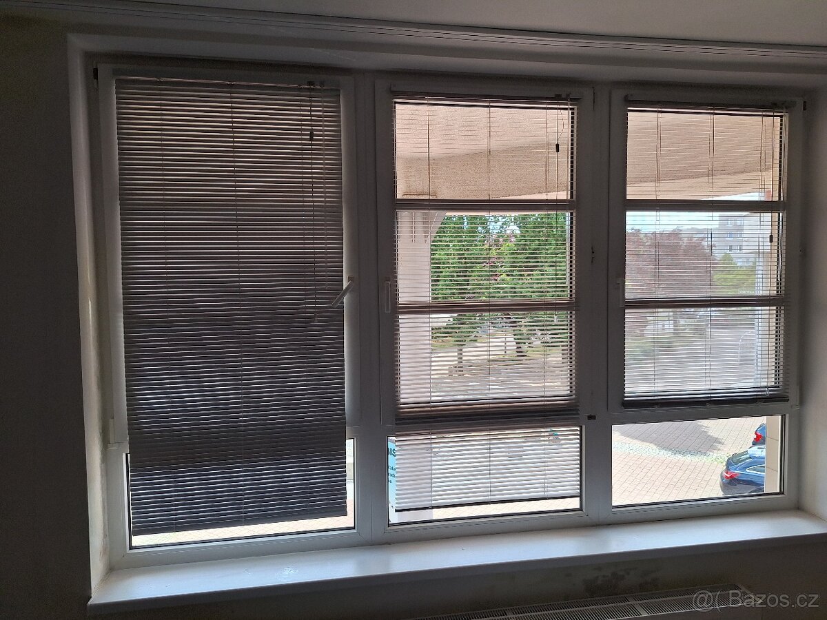 Zánovní žaluzie 80x150