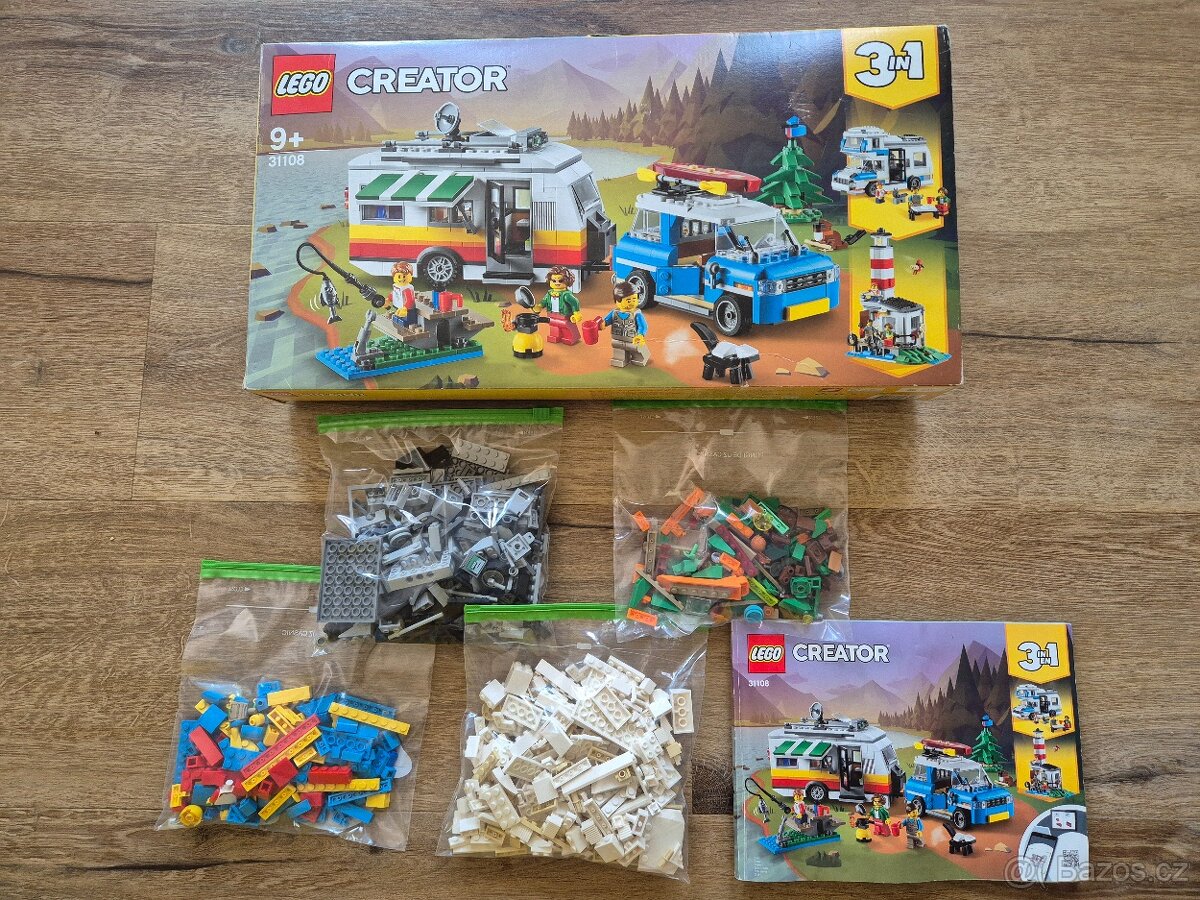 Lego creator 3v1 Rodinná dovolená v karavanu