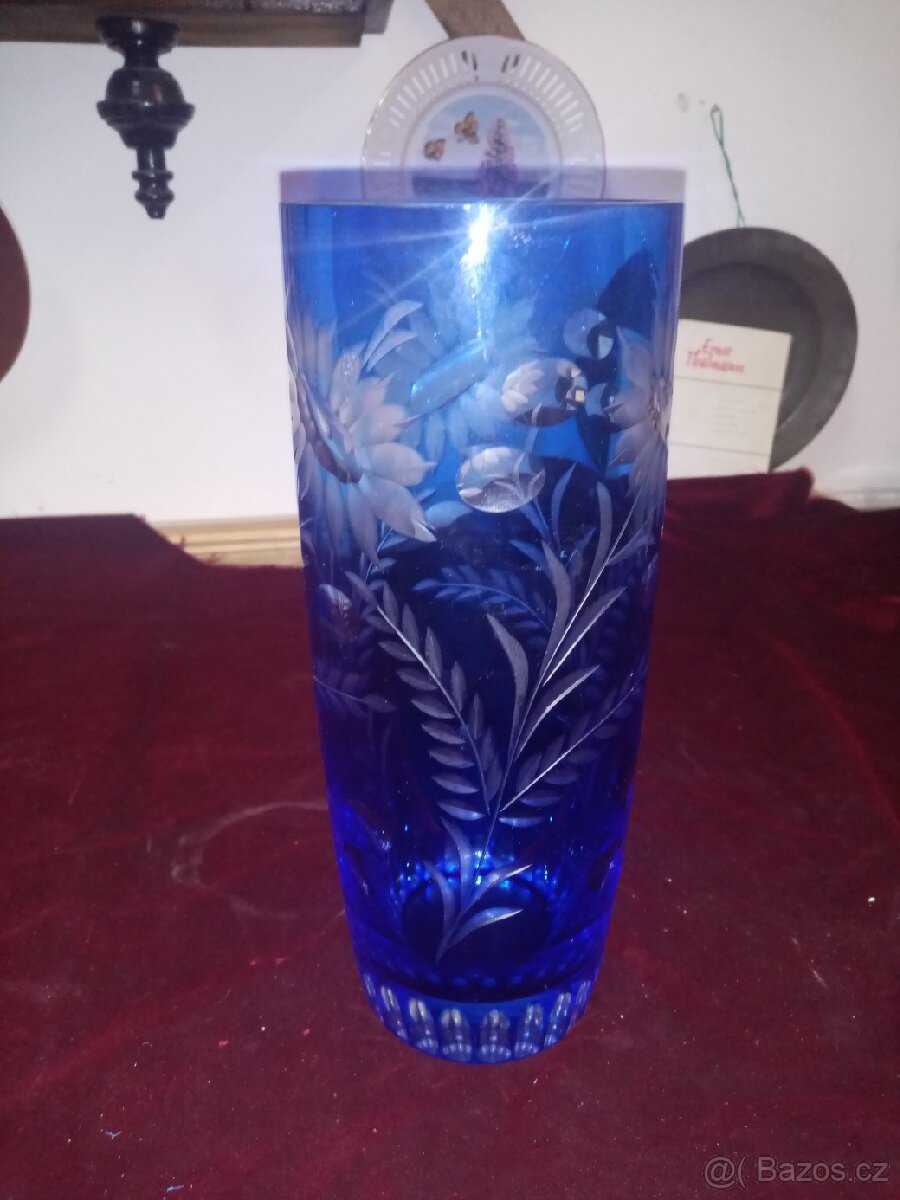 Starožitná váza brus