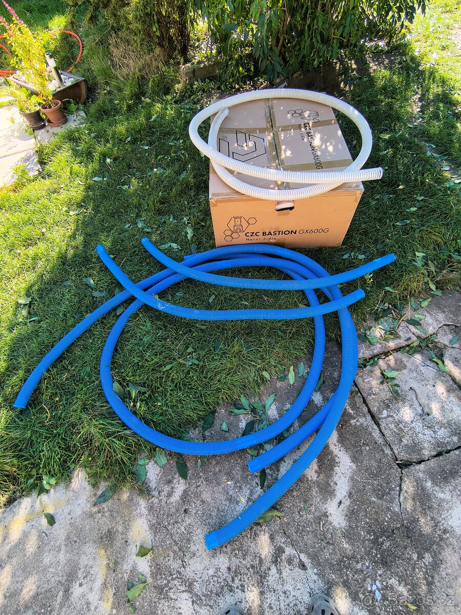 Běžky, satelit receiver, kolo, atd.