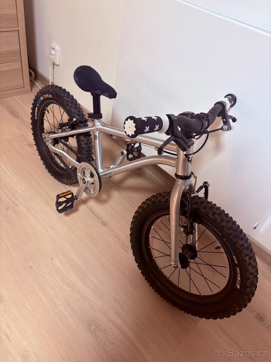 Dětské kolo EARLY RIDER Seeker 16 Brushed Aluminium