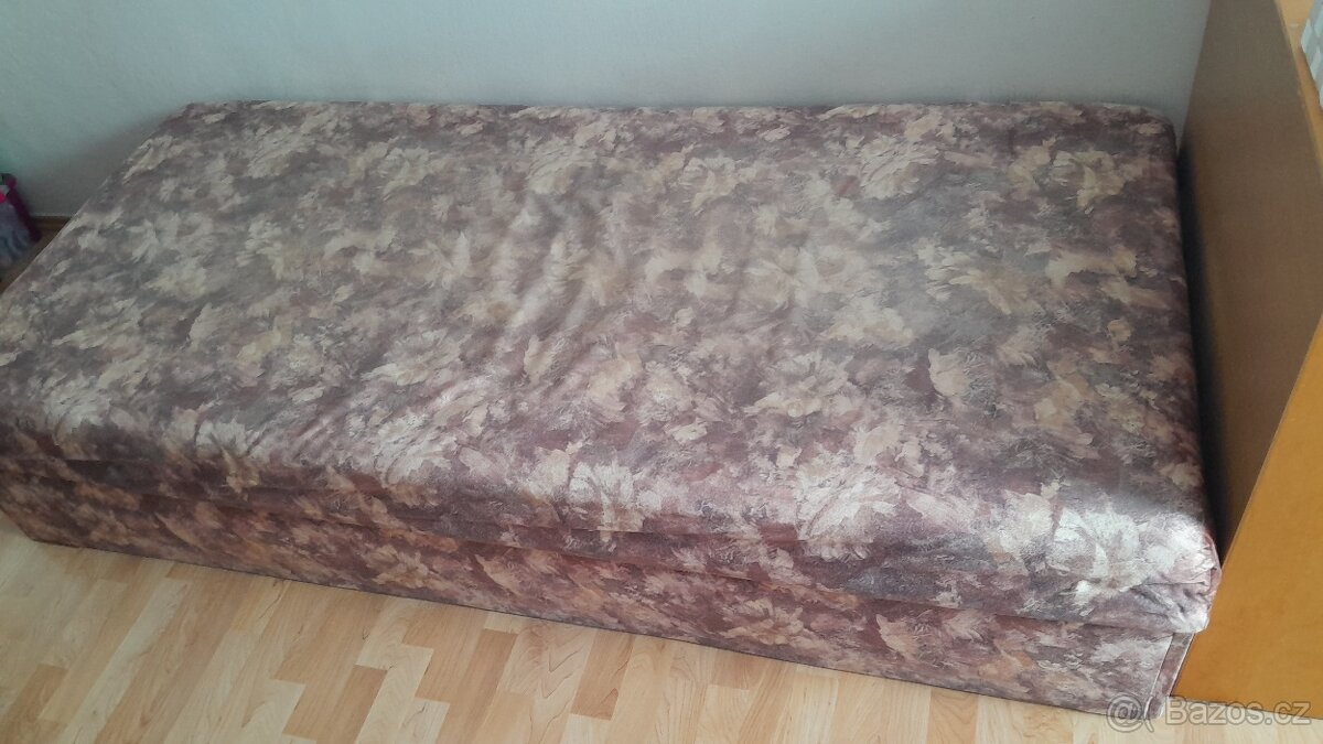 Postel, barva světle fialová, vzor květy, 200 x 90 x 41