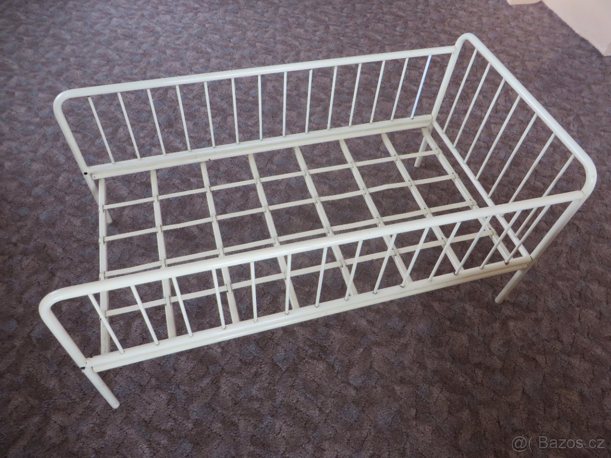 Retro dětská postýlka