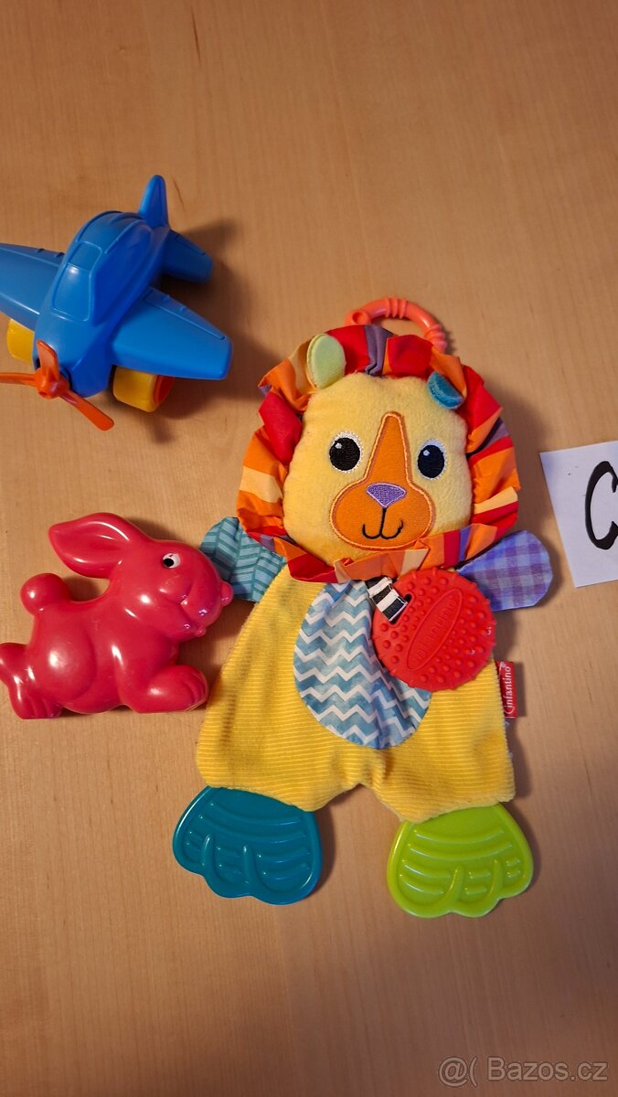 Lucka C - sada chrastítko, kousátko, lvíček