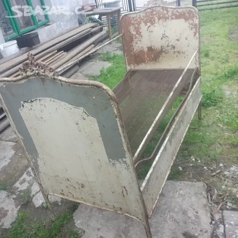 Dětská postylka retro