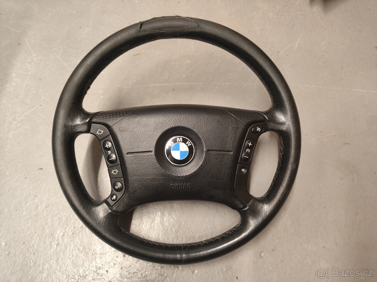 E46 facelift volant s multifunkcí