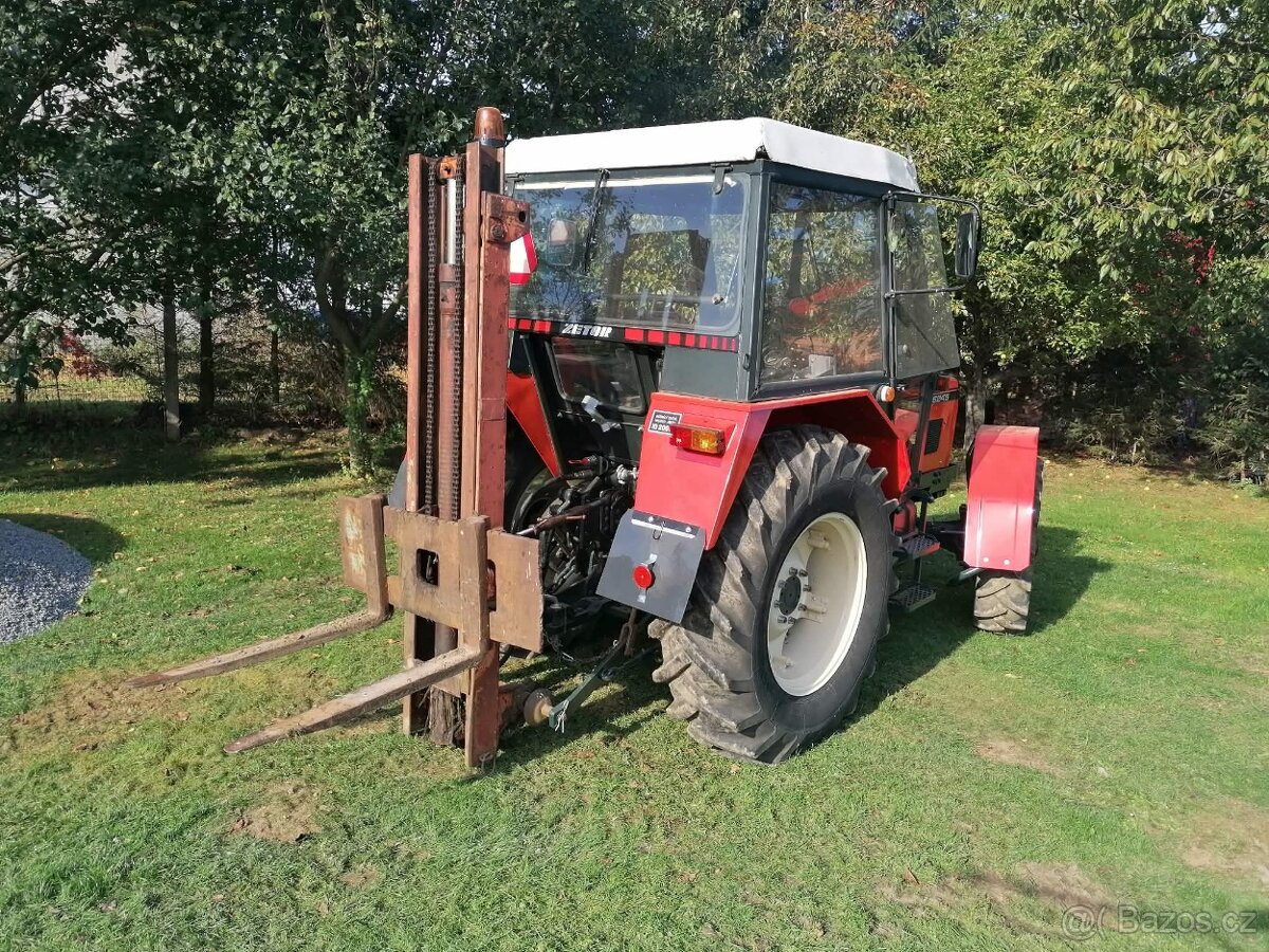Vysokozdvih za traktor.