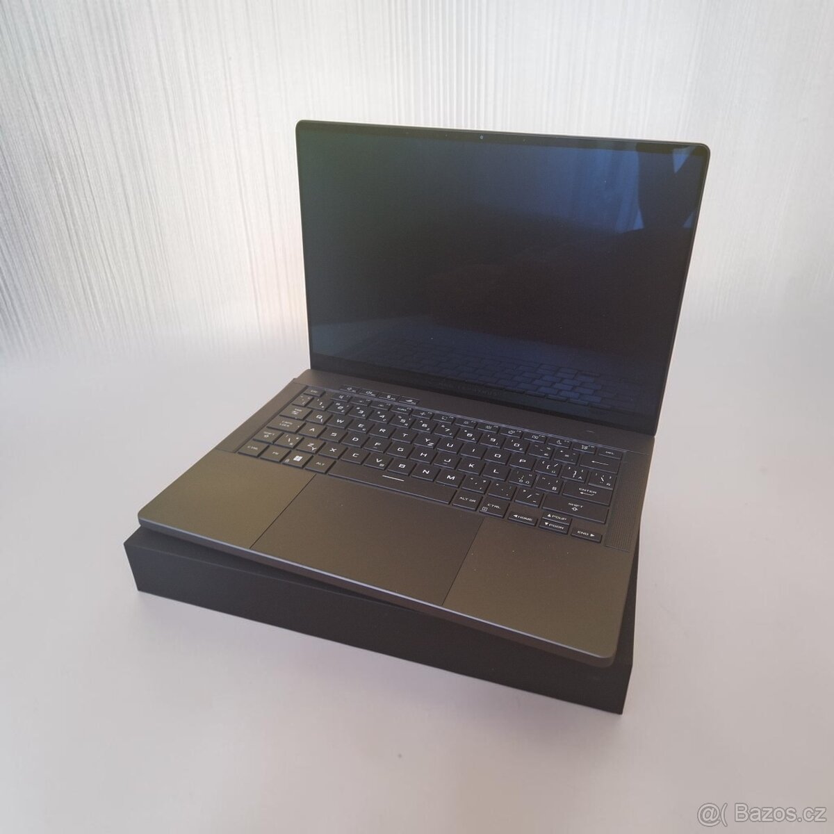 ASUS ROG Zephyrus G14 (GA403U1) – výkonný herní notebook
