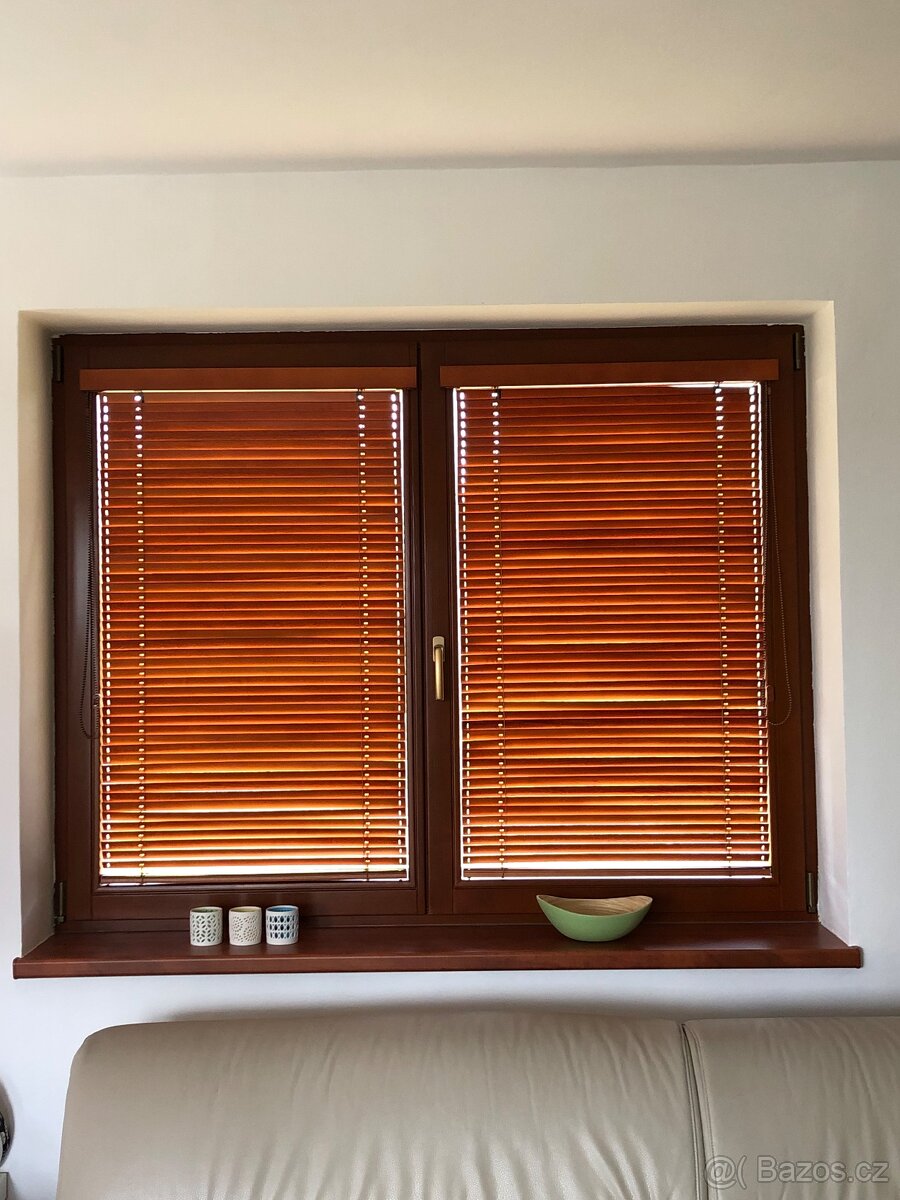 Dřevěné žaluzie Woodlite
