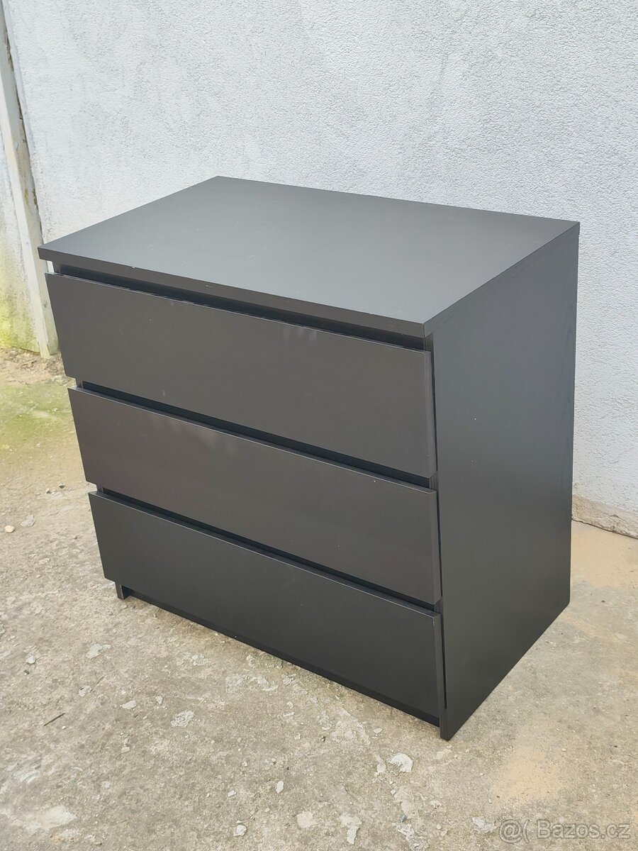 Komoda IKEA MALM