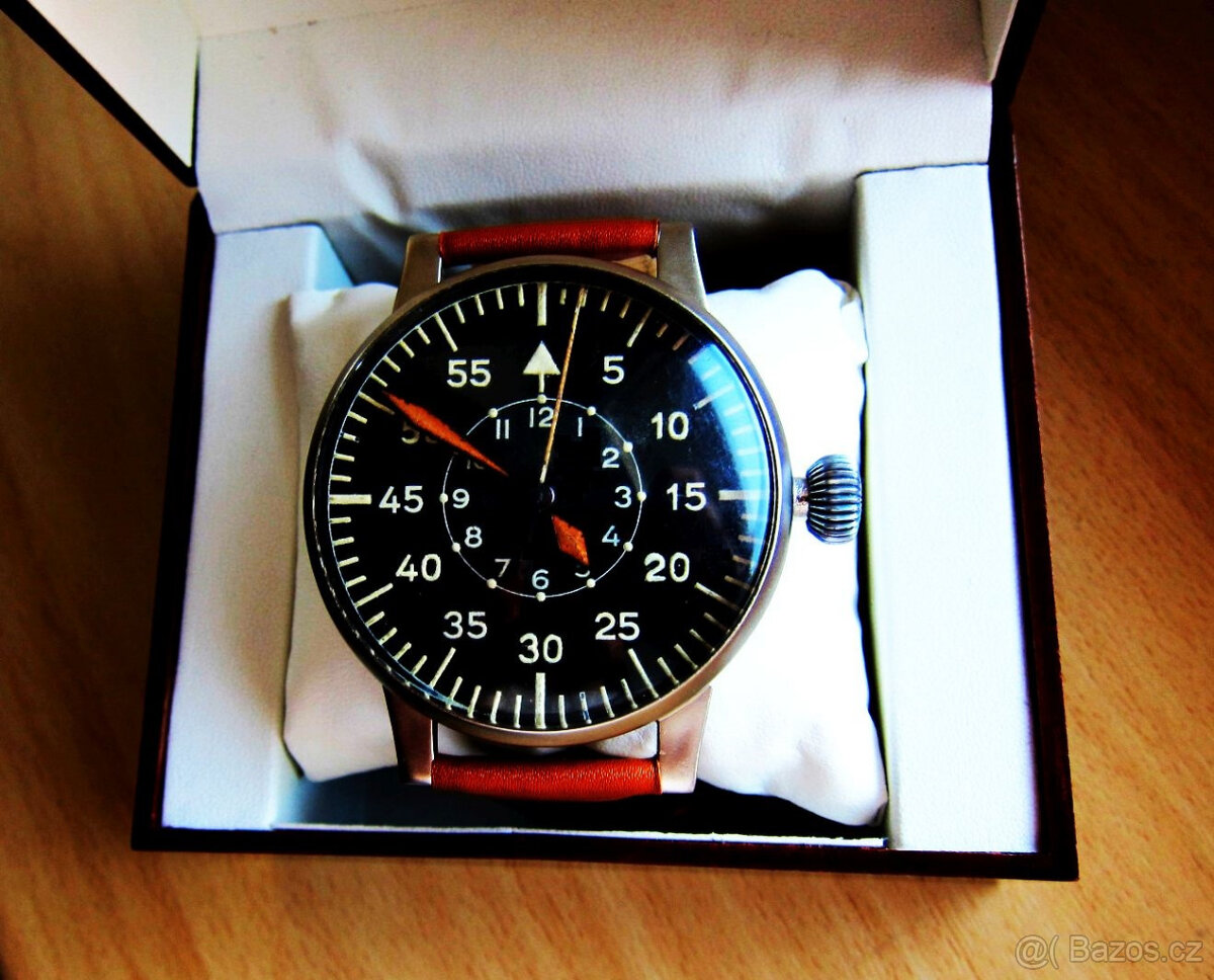 Originál obří starožitné německé letecké hodinky LACO B-UHR