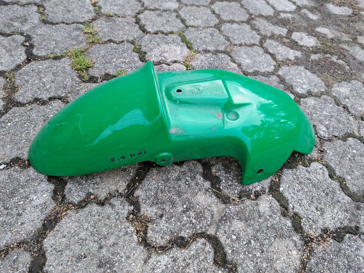 Blatnik R850R 1994 zeleny polizei