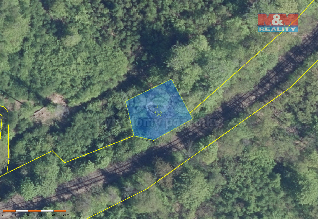 Prodej pozemku k bydlení, 443 m², Hrob