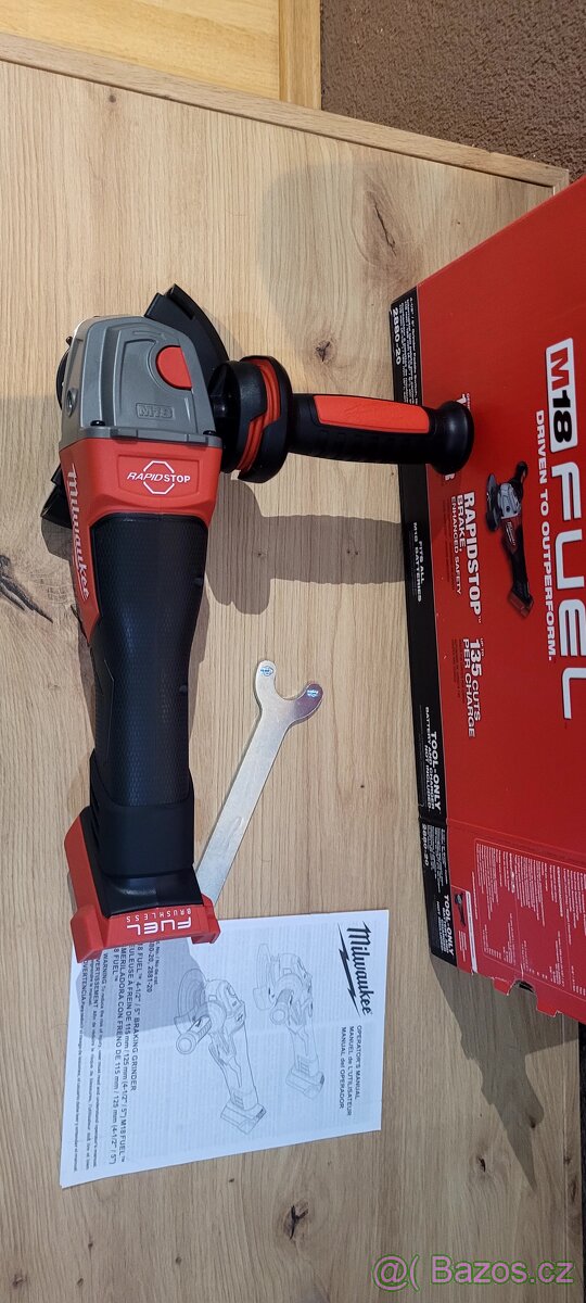 Aku Úhlová bruska Milwaukee M18 125mm