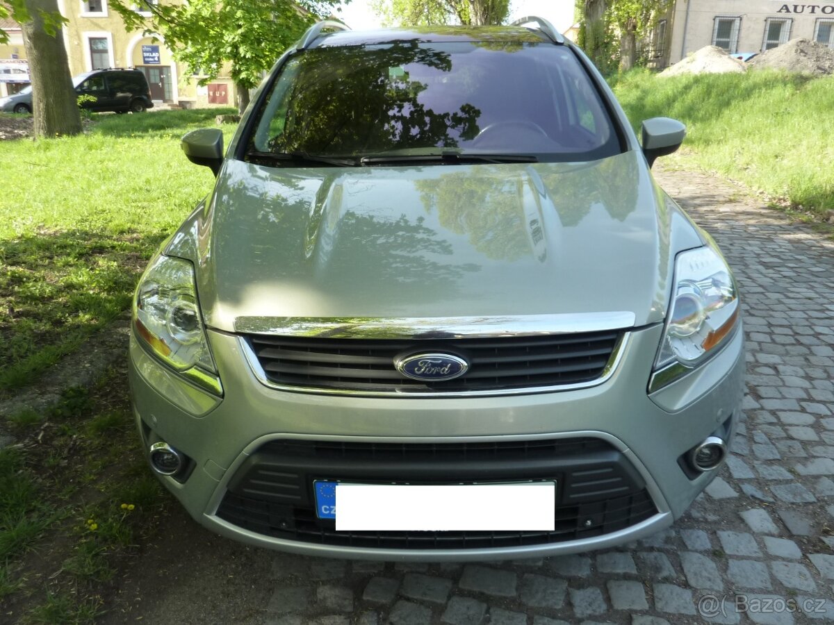 Ford Kuga 2.0 TDCi 4x4 TITANIUM-Xenony-Panorama
