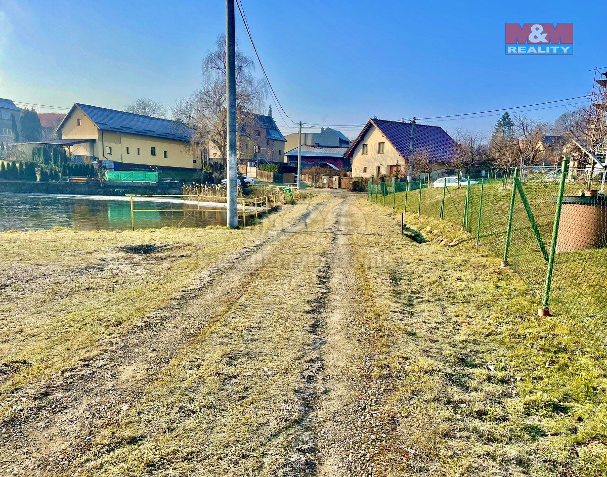 Pronájem zahrady, 1950 m2, Hrabyně