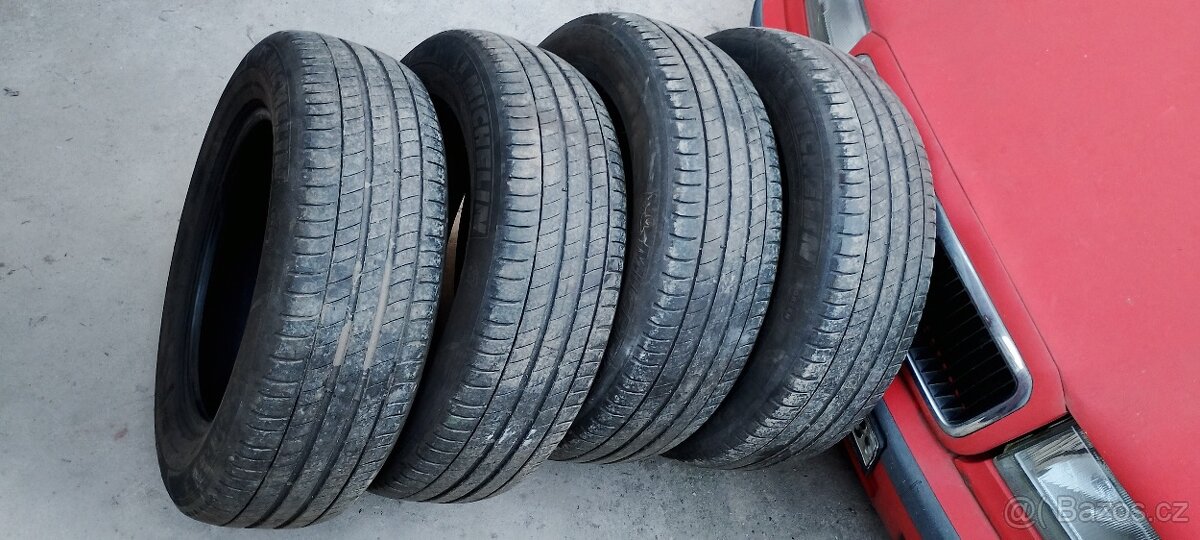 Prodám krásné letní pneu 215/65 R17
