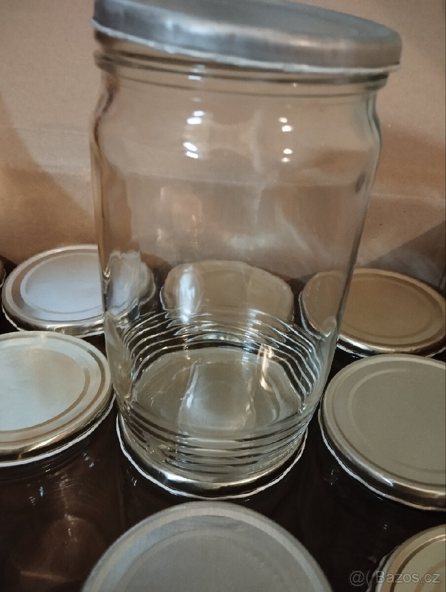 Prodám 20 zavařovaček 720 ml za 200,-