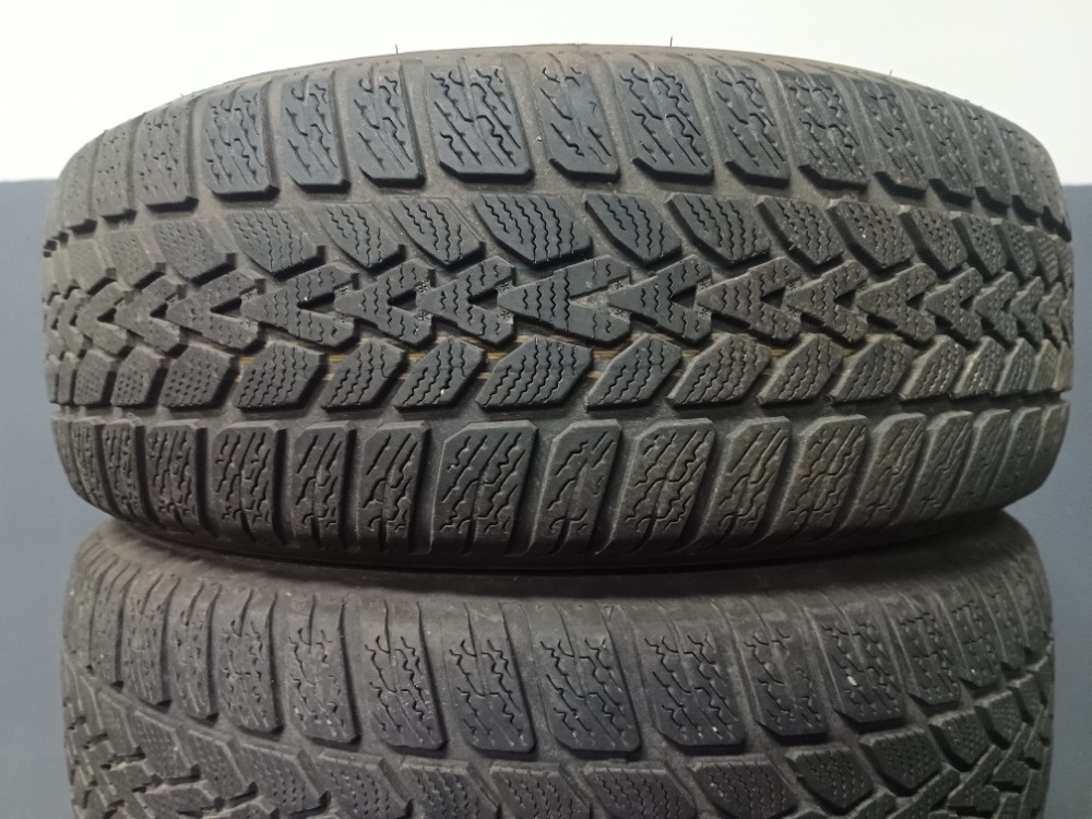 195/60 R15 DUNLOP (3018)