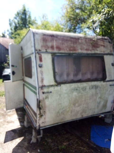 Karavan na díly