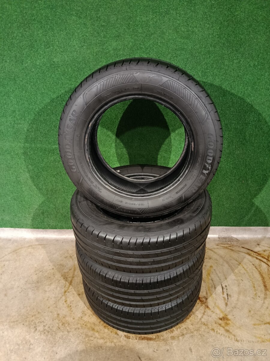 4ks zanovni letni 195/65/15 Goodyear.