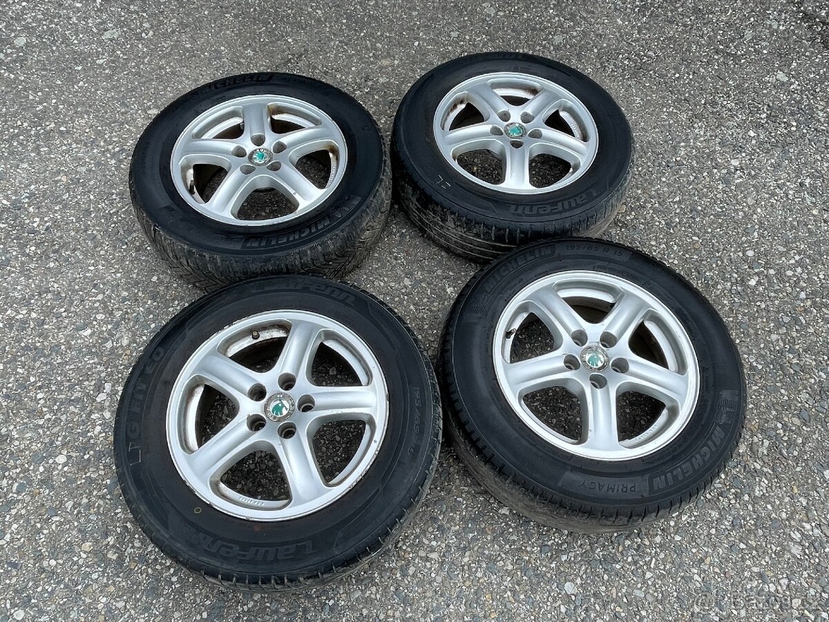 Alu Škoda Octavia 1 5x100 R15 et38