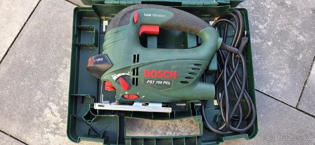Přímočará pila BOSCH