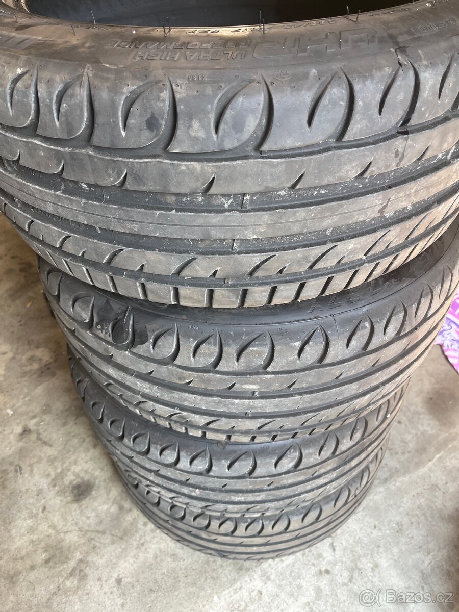 Letní pneu Sebring UHP 235/45 R17 ,výroba (EU)