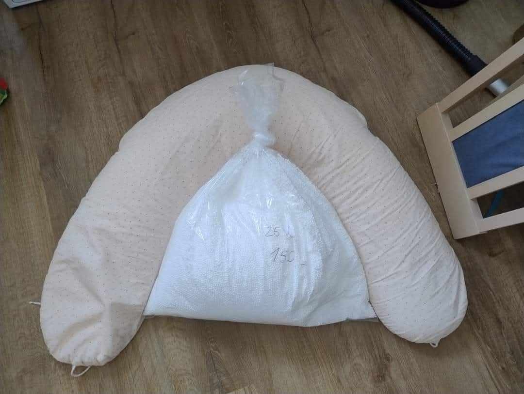 Těhotenský a kojící polštář
