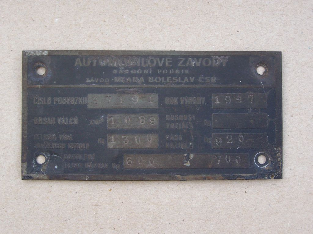 Prodám originální výrobní štítek Škoda Tudor z roku 1947