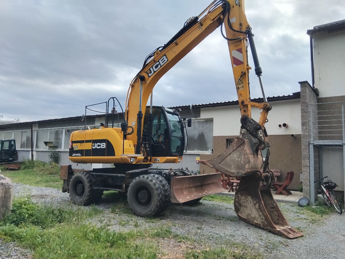 Kolový Bagr Jcb JS145W 15000kg