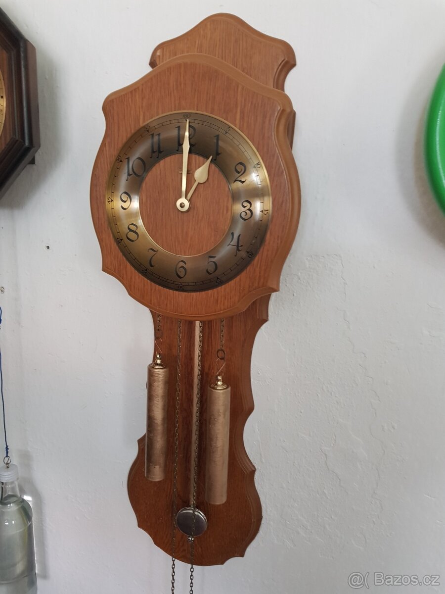 DOUZÁVAŽOVÉ BICÍ HODINY HERMLE