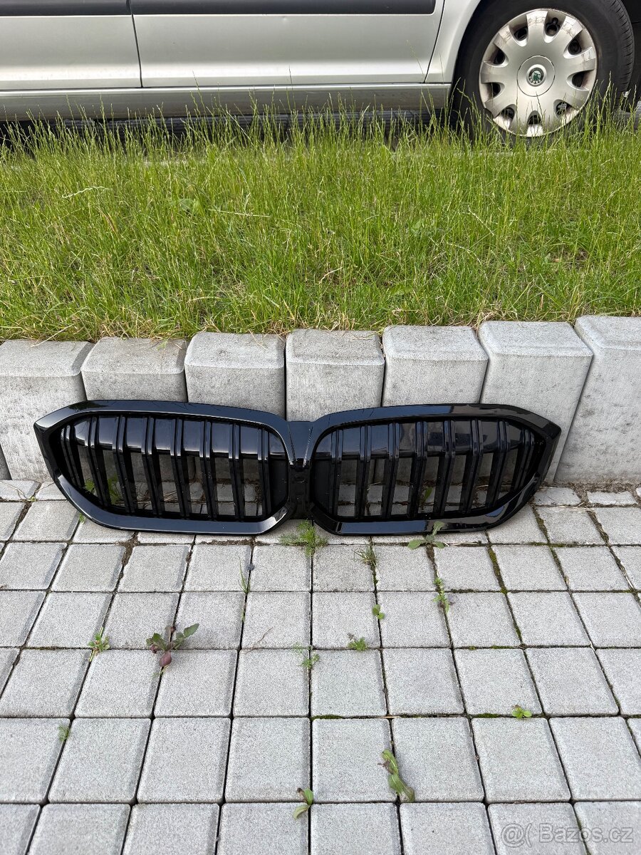 BMW ledvinky(maska) černá g20/21