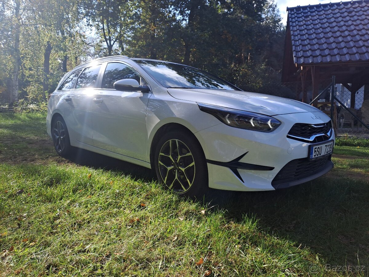 Kia Ceed sw, 1.5 tgdi, Top, bila, manual