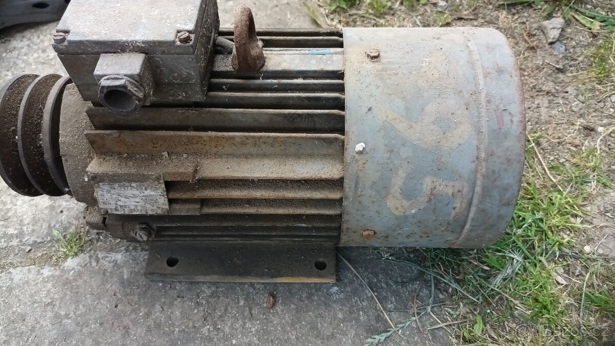 Elektromotor s brzdou