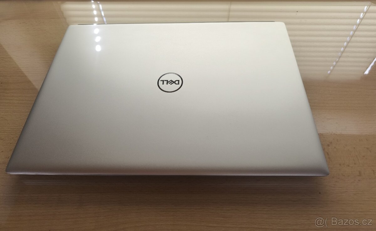 Dell Inspiron 16 (5620) Silver