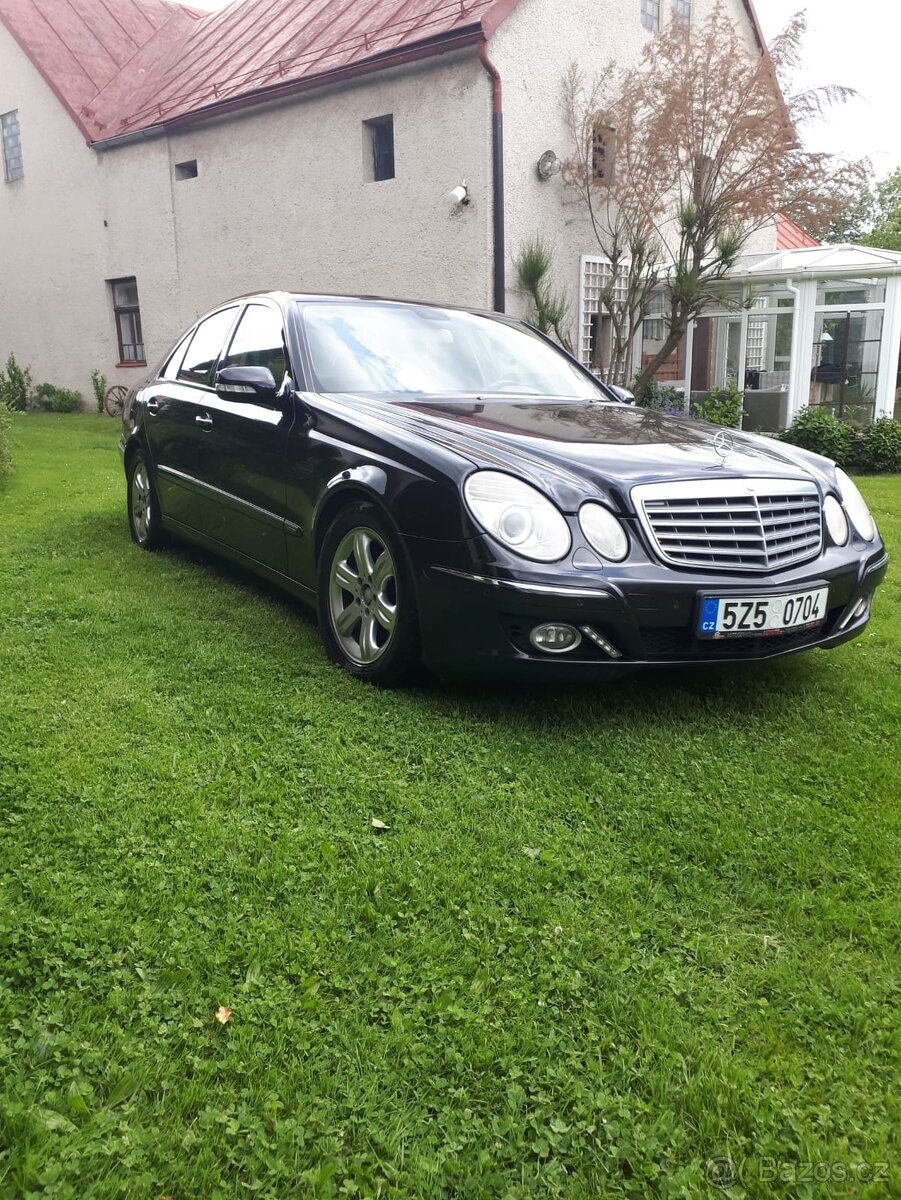 Prodám Mercedes Benz e 211