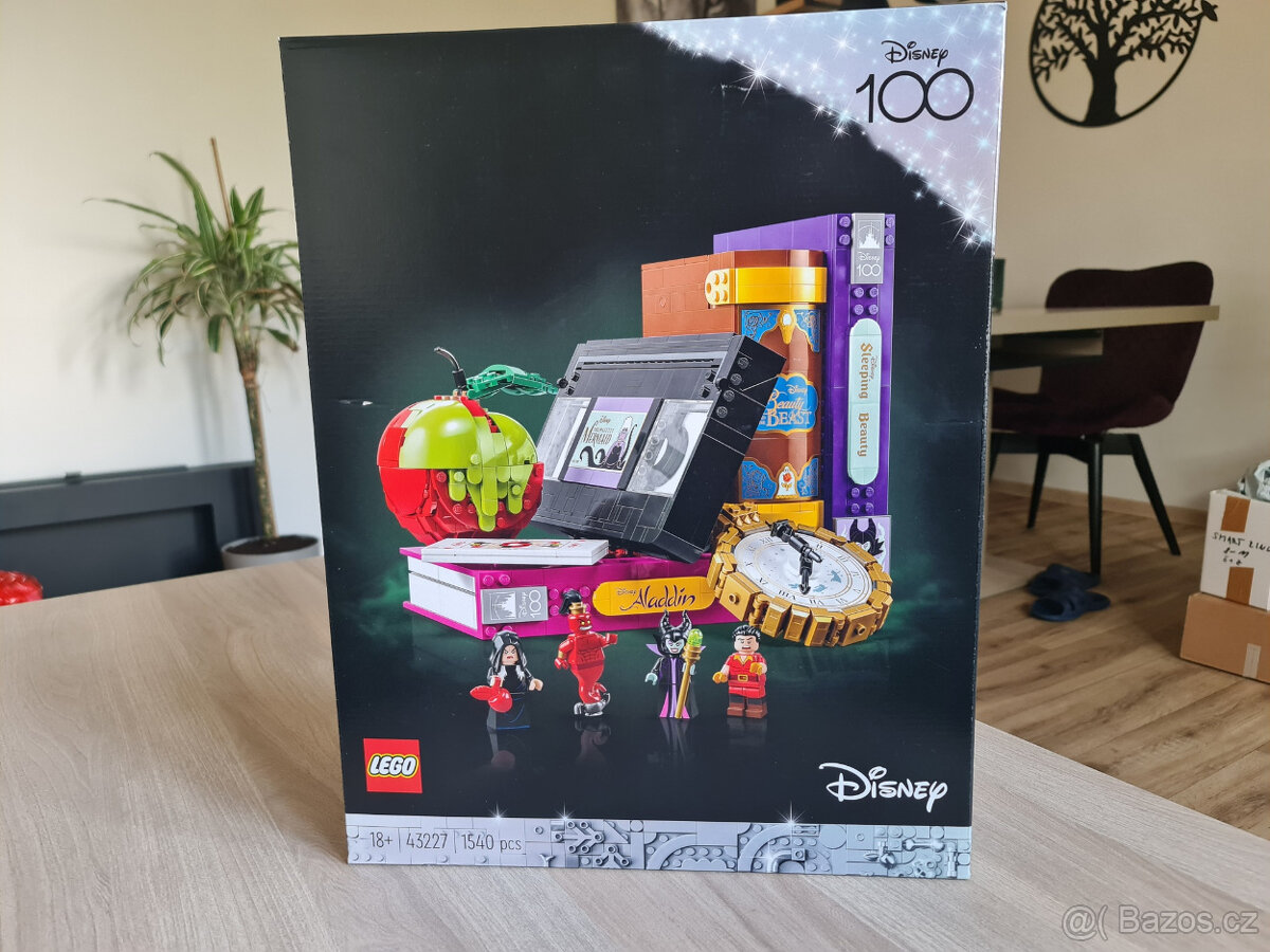 LEGO® Disney™ 43227 Symboly padouchů + mini dárek