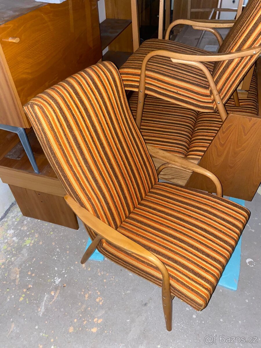 Nová retro sada (křesla, gauč, židle, včetně stolků)