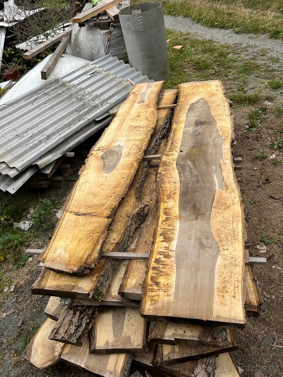 Ořechové fošny mix