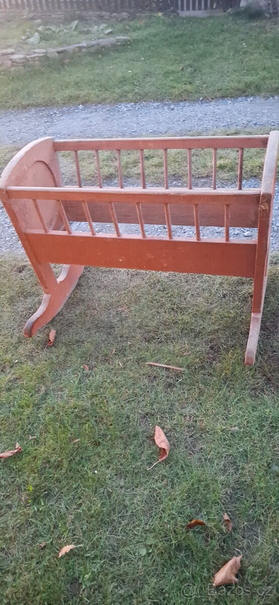 Starší dětská kolébka
