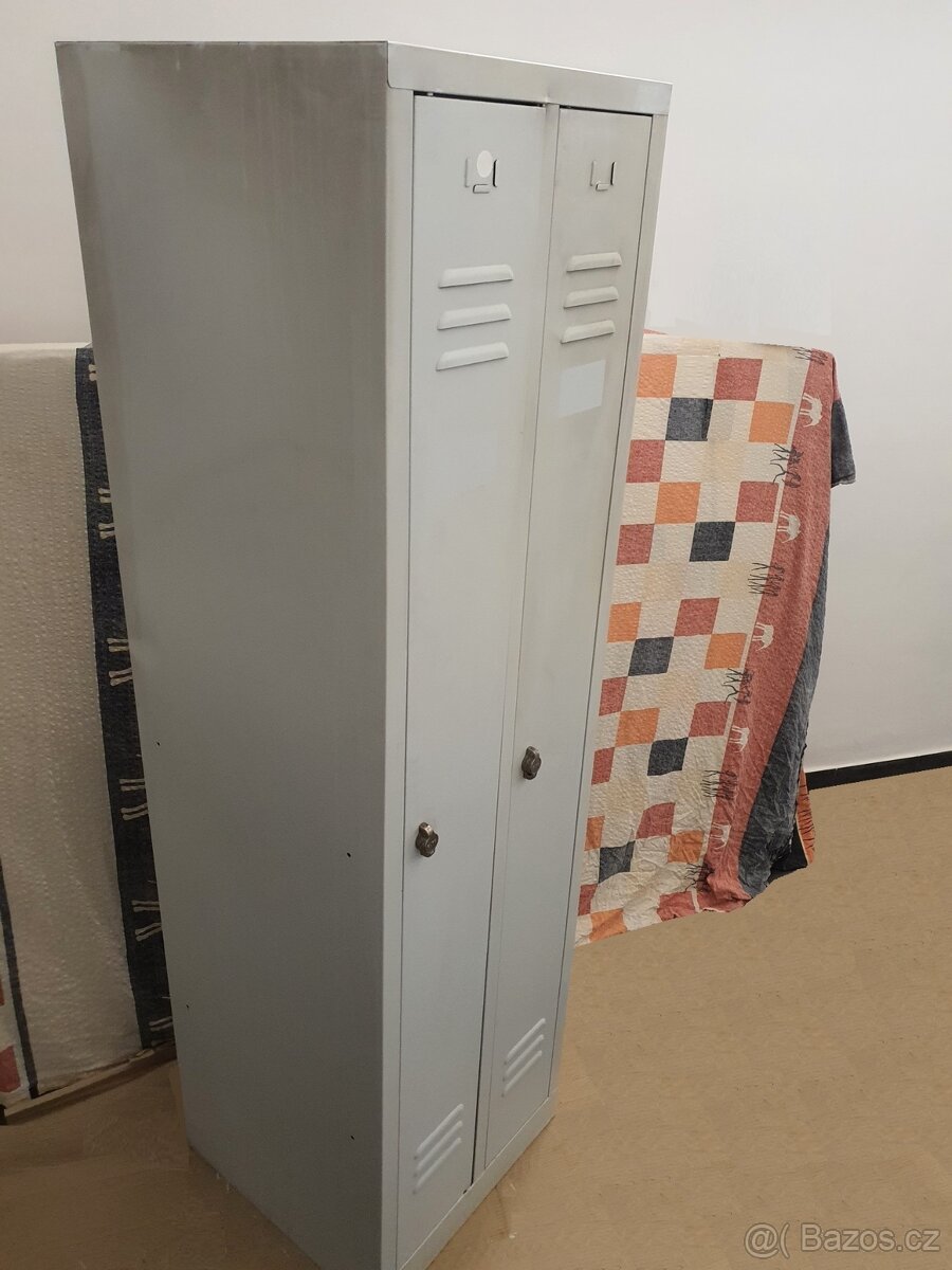 plechová šatní skříň 2 boxy, DOPRAVA
