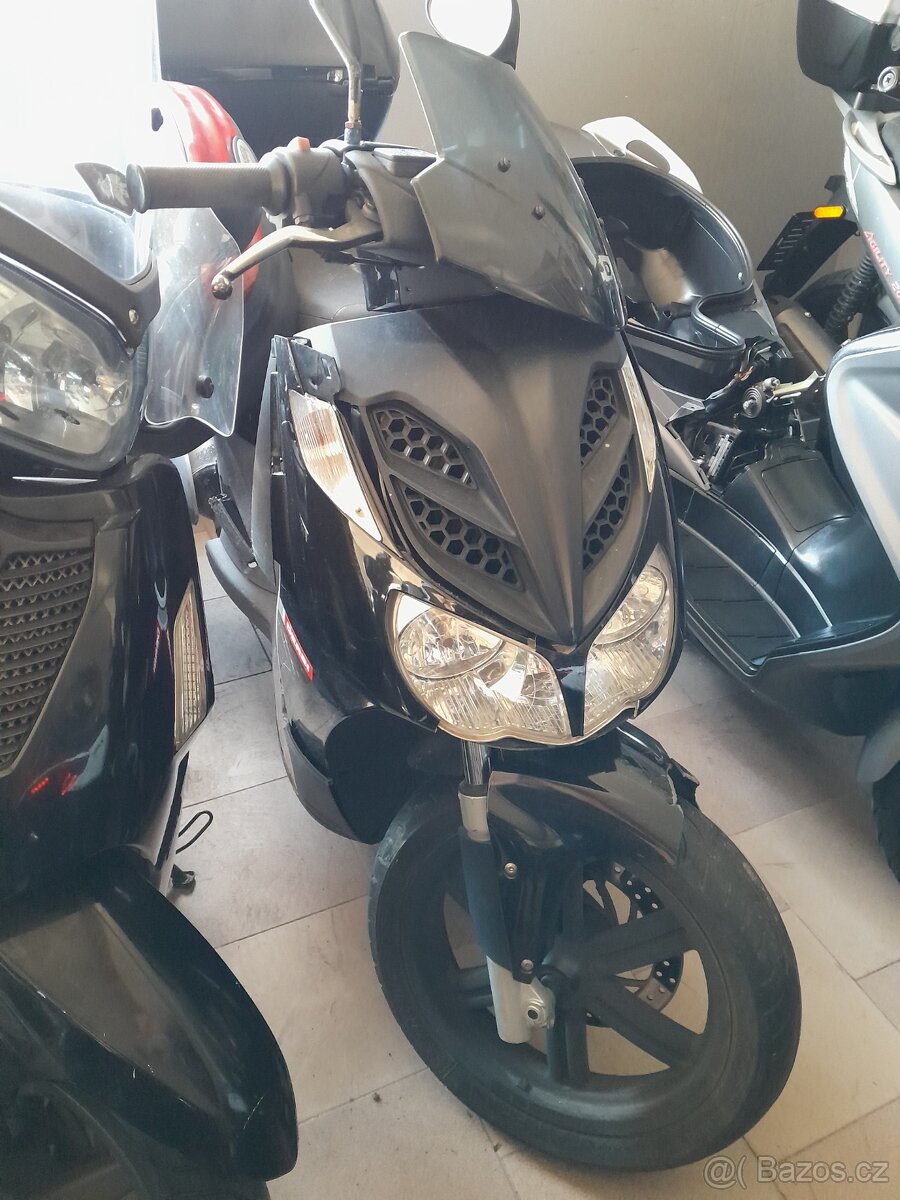 Derbi Rambla/Aprilia Sportcity 125 2012, rozprodám po dílech
