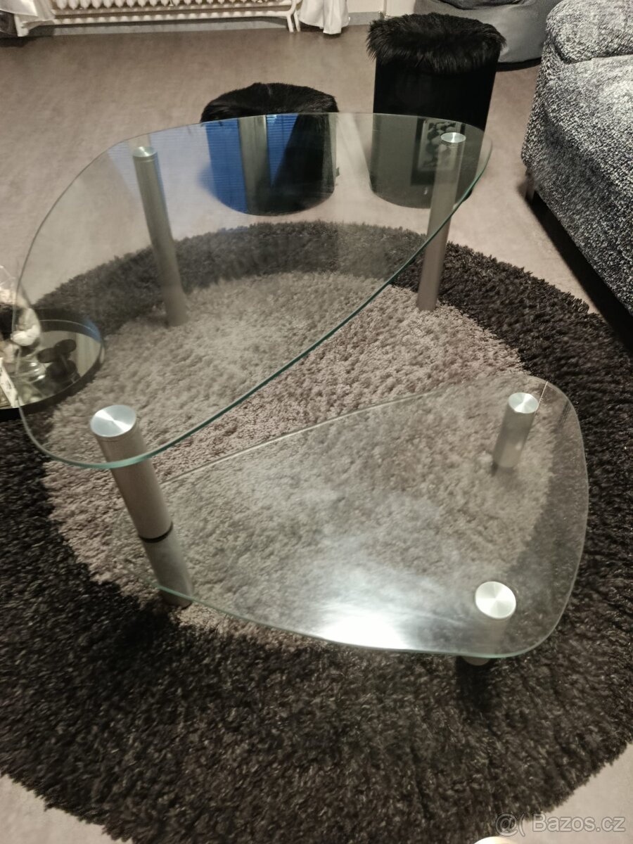 Konferenční stolek