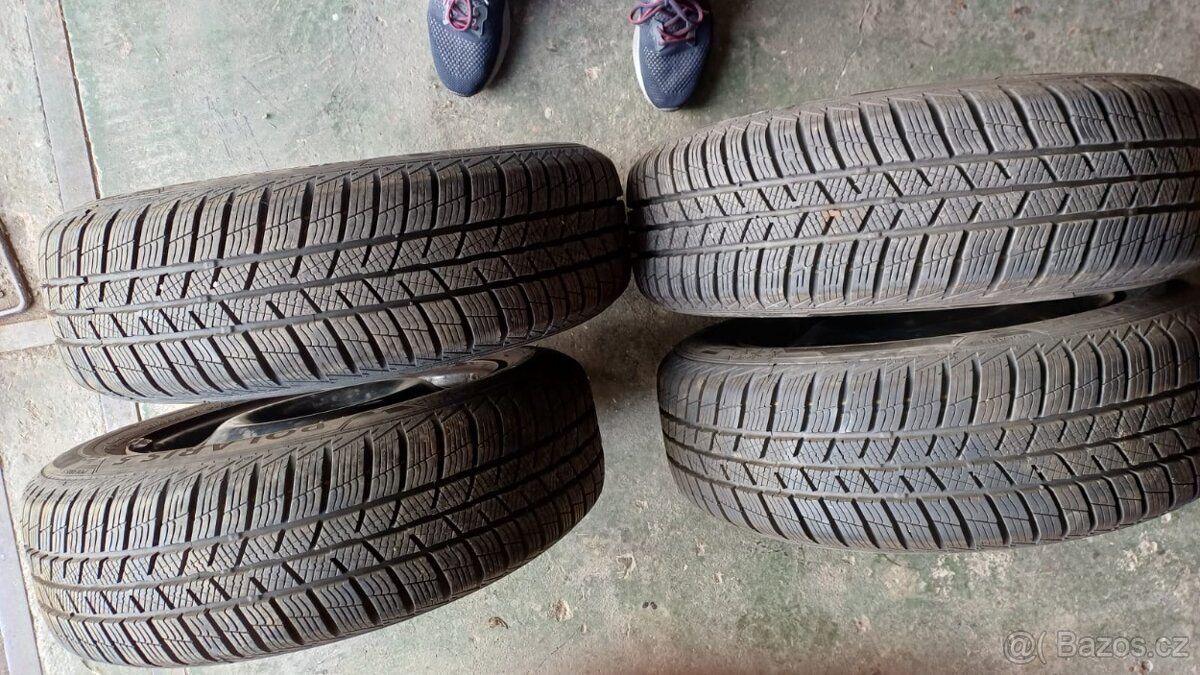 Prodám plechové disky s pneumatikama